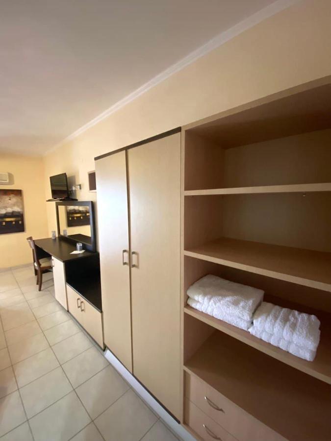 Sozos Inn Hotel Vonitsa Bagian luar foto